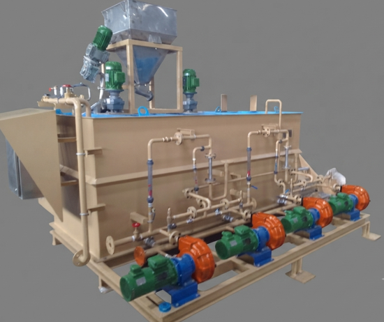 Flocculant make-up and dosing plant with pumps, pipework and control panel