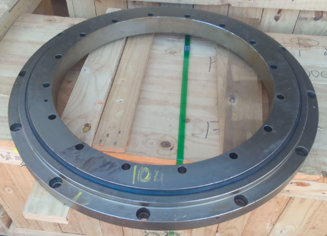 Slew bearing